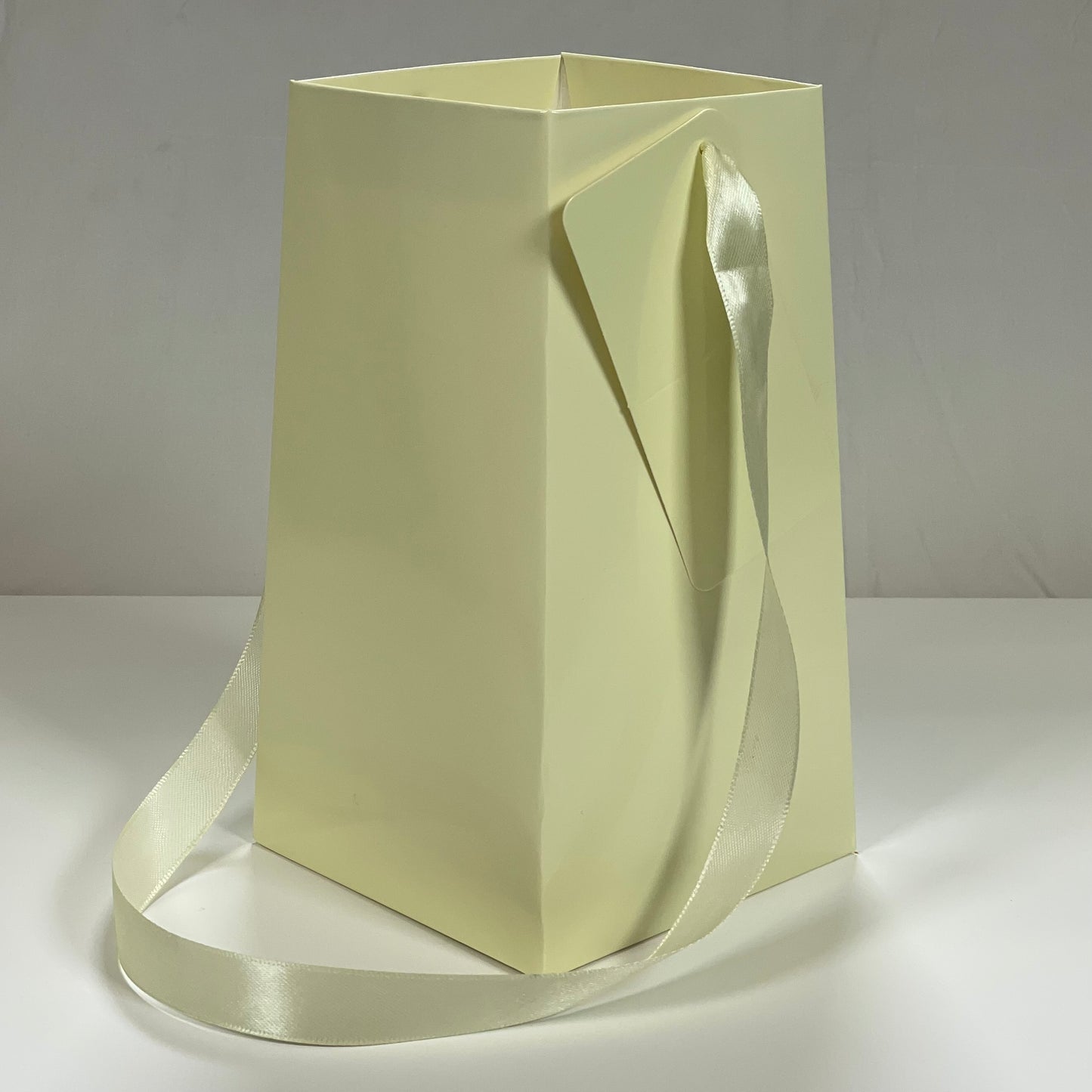 Cream FlowerBox Recyclable, Waterproof. Paper Vase