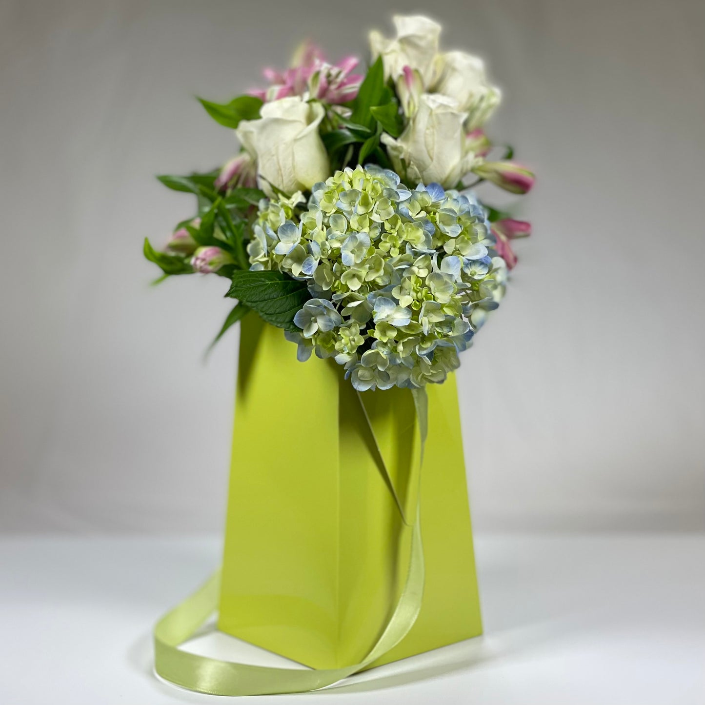 Moss Green FlowerBox Recyclable, Waterproof. Paper Vase