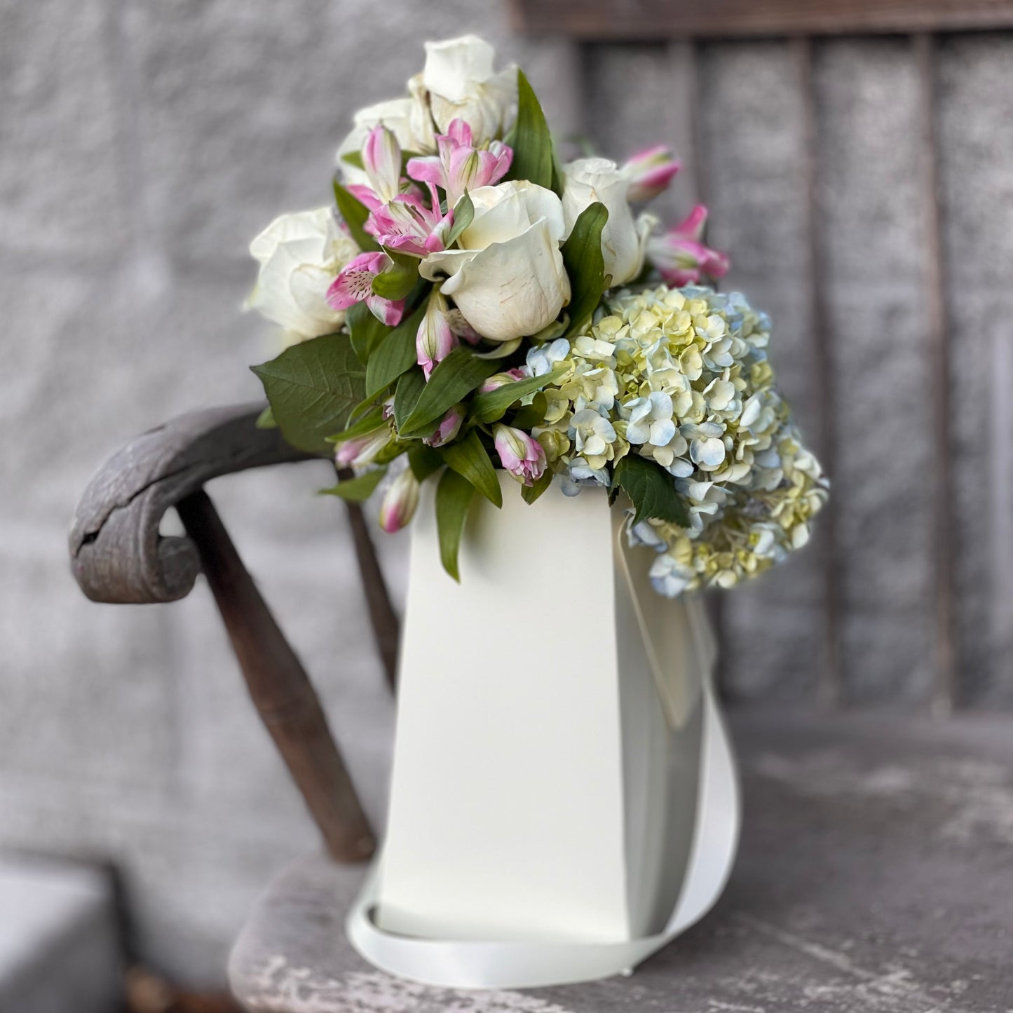 Cream FlowerBox Recyclable, Waterproof. Paper Vase