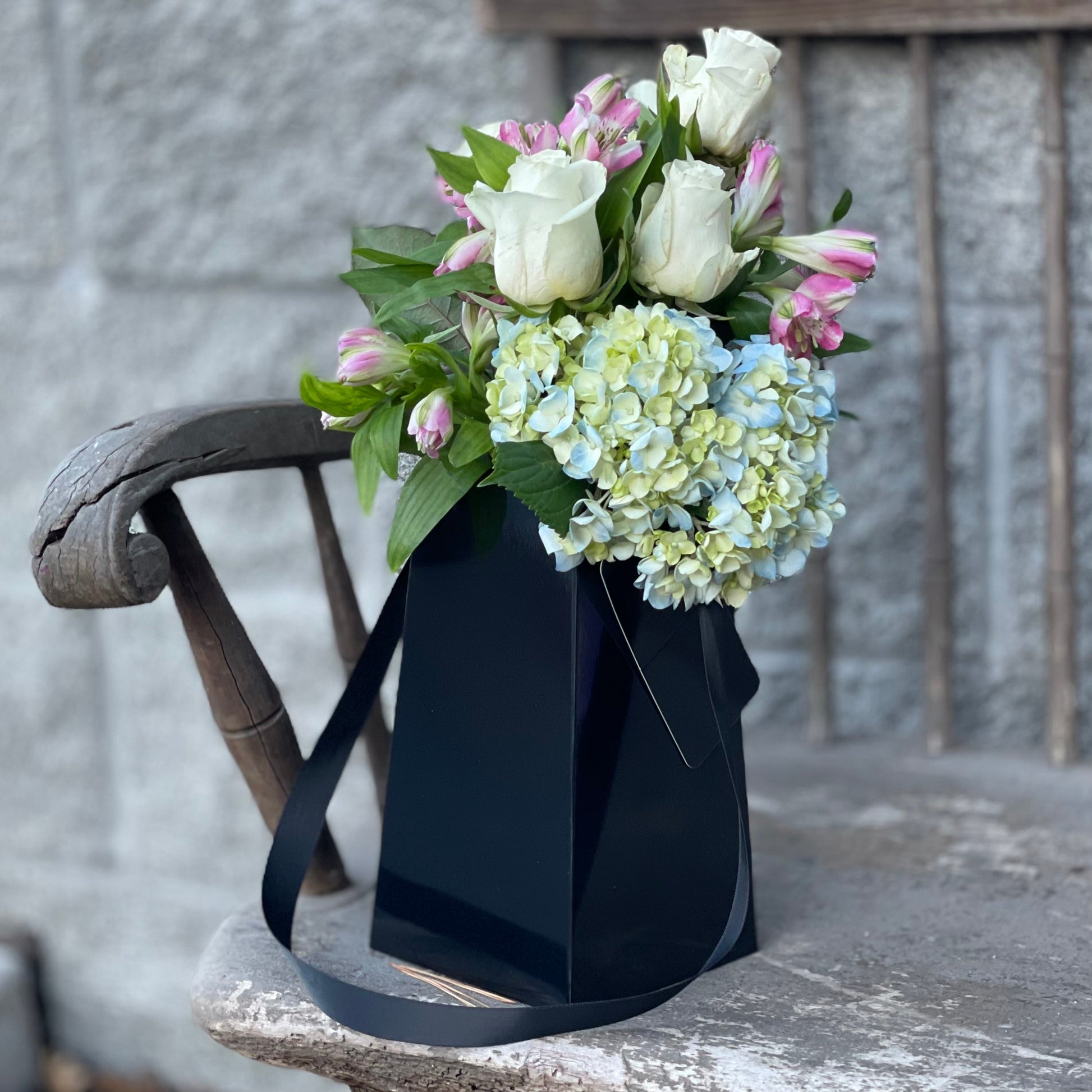 Jet Black FlowerBox Recyclable, Waterproof. Paper Vase - FlowerBox